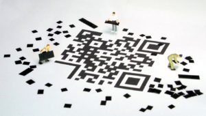 dibujo de la construcción de un código QR para acceder a la carta digital para restaurantes