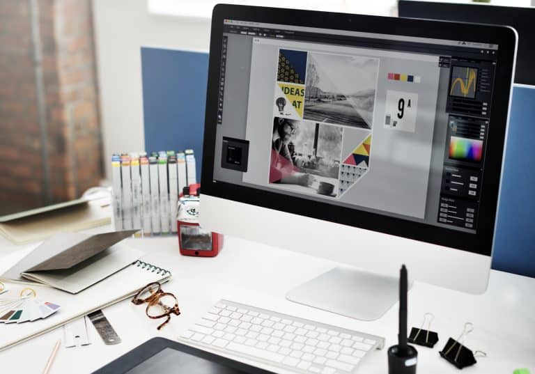 pagina web vendedor 24/7: ordenador de diseñador web